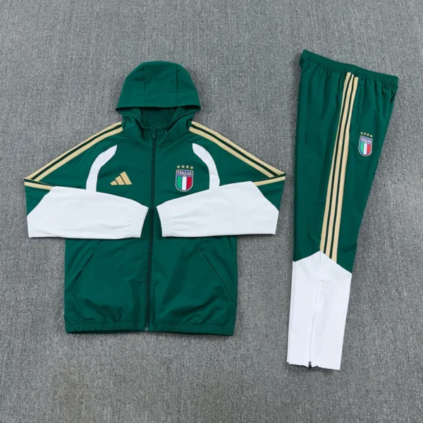 Italy 2025/26 Windbreaker Suit - Detail View 3 - KFCool – Football Jerseys & Soccer Kits Store Italy 2025/26 Windbreaker Suit - Detail View 3 | KFCOOL