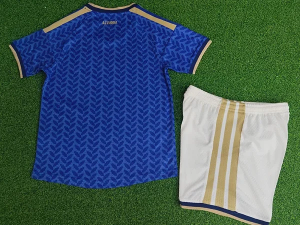 Italy 2026/27 Home Kids Kit Player Version - Back View - KFCool – Football Jerseys & Soccer Kits Store Italy 2026/27 Home Kids Kit Player Version - Back View | KFCOOL