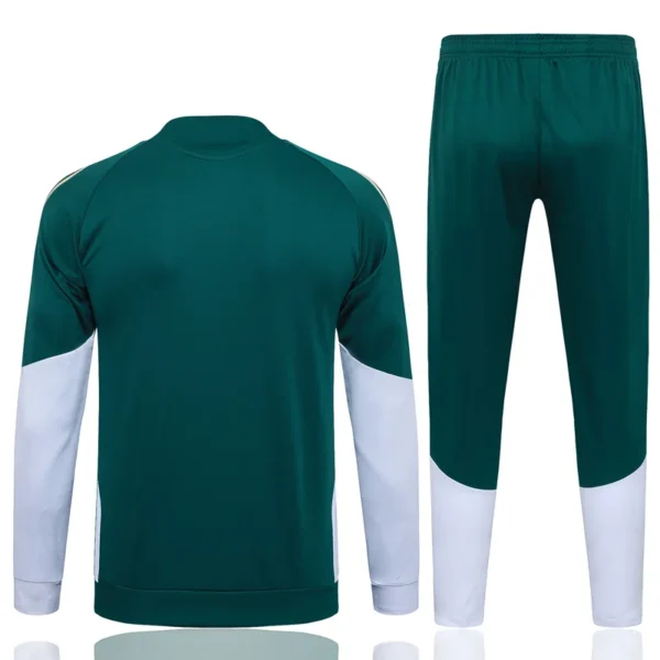 Italy 2026/27 Green Jacket Tracksuit - Back View - KFCool – Football Jerseys & Soccer Kits Store Italy 2026/27 Green Jacket Tracksuit - Back View | KFCOOL