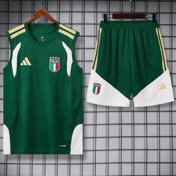 Italy 2026/27 Green Sleeveless Shorts - Front View Italy 2026/27 Green Sleeveless Shorts - Front View | KFCOOL