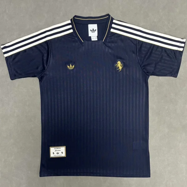 Juventus 2025/26 Training Shirt - Front View Juventus 2025/26 Training Shirt - Front View | KFCOOL
