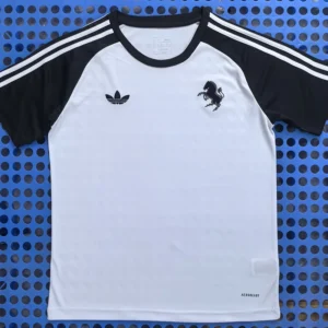 Juventus 2025/26 White Training Shirt - Front View | KFCOOL