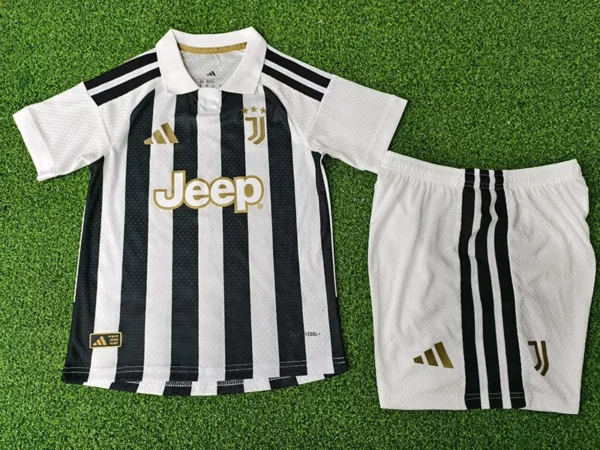Juventus 2026/27 Home Kids Kit Player Version - Back View - KFCool – Football Jerseys & Soccer Kits Store Juventus 2026/27 Home Kids Kit Player Version - Back View | KFCOOL