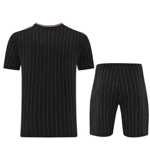 Juventus 2026/27 Training Short Suit - Back View Juventus 2026/27 Training Short Suit - Back View | KFCOOL