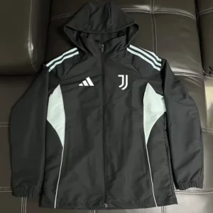 Juventus 2026/27 Windbreaker - Front View Juventus 2026/27 Windbreaker - Front View | KFCOOL