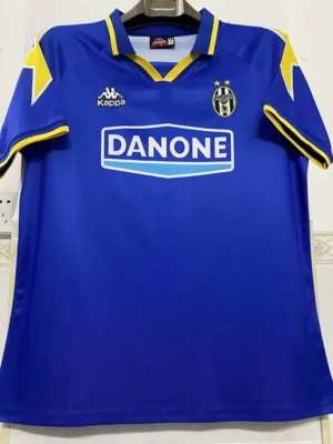 Juventus 1994/95 Retro Away Jersey Fan Version - Front View | KFCOOL