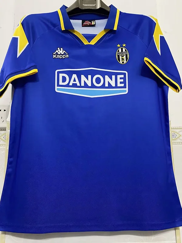 Juventus 1994/95 Retro Away Jersey Fan Version - Front View | KFCOOL