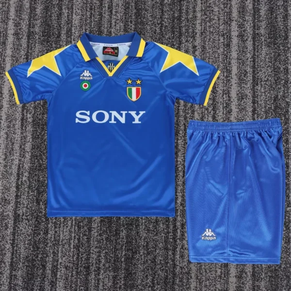 Juventus 1995/97 Retro Away Kids Kit Fan Version - Front View - KFCool – Football Jerseys & Soccer Kits Store Juventus 1995/97 Retro Away Kids Kit Fan Version - Front View | KFCOOL