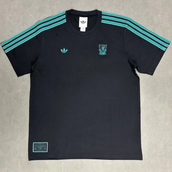 Liverpool 2025/26 Black Training Shirt Fan Version - Front View | KFCOOL