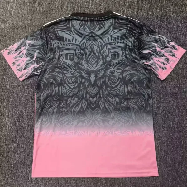 Liverpool 2025/26 Pink Black Special Edition Training Shirt Fan Version - Back View Liverpool 2025/26 Pink Black Special Edition Training Shirt Fan Version - Back View | KFCOOL