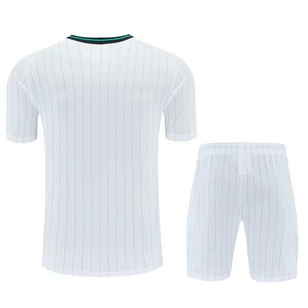Liverpool 2025/26 Black White Training Short Suit - Back View Liverpool 2025/26 Black White Training Short Suit - Back View | KFCOOL