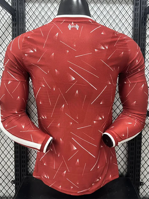 Liverpool 2026/27 Home Long Sleeve Jersey Player Version - Detail View 3 Liverpool 2026/27 Home Long Sleeve Jersey Player Version - Detail View 3 | KFCOOL