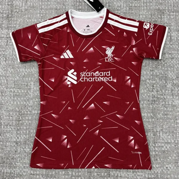 Liverpool 2026/27 Home Women Jersey Fan Version - Front View Liverpool 2026/27 Home Women Jersey Fan Version - Front View | KFCOOL