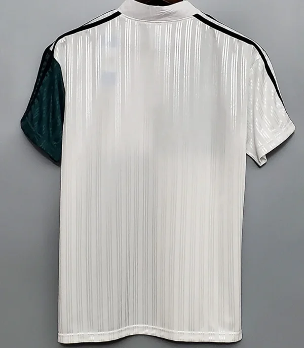 Liverpool 1995/96 Retro Away Jersey Fan Version - Back View Liverpool 1995/96 Retro Away Jersey Fan Version - Back View | KFCOOL