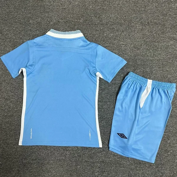 Manchester City 2011/12 Retro Home Kids Kit Fan Version - Back View Manchester City 2011/12 Retro Home Kids Kit Fan Version - Back View | KFCOOL