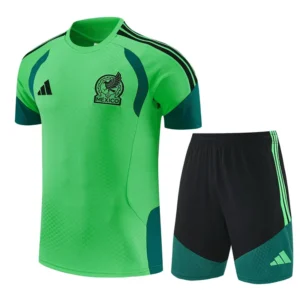 Mexico 2026/27 Green Training Short Suit - Front View Mexico 2026/27 Green Training Short Suit - Front View | KFCOOL