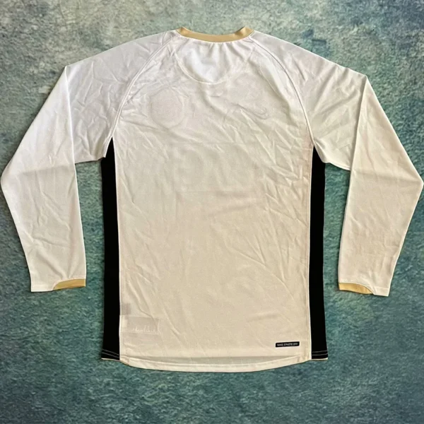 Manchester United 2006/07 Retro Away Long Sleeve Jersey Fan Version - Back View Manchester United 2006/07 Retro Away Long Sleeve Jersey Fan Version - Back View | KFCOOL