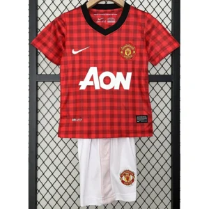 Manchester United 2012/13 Retro Home Kids Kit Fan Version - Front View Manchester United 2012/13 Retro Home Kids Kit Fan Version - Front View | KFCOOL