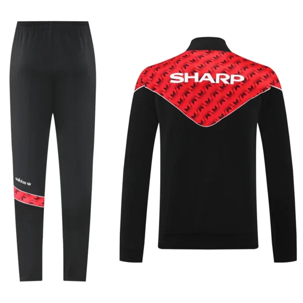 Manchester United 2025/26 Black Red Jacket Tracksuit - Back View - KFCool – Football Jerseys & Soccer Kits Store Manchester United 2025/26 Black Red Jacket Tracksuit - Back View | KFCOOL