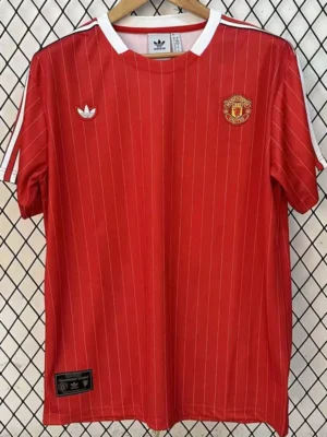 Manchester United 2025/26 Training Shirt Fan Version - Front View | KFCOOL