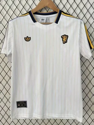 Manchester United 2025/26 White Training Shirt Fan Version - Front View | KFCOOL
