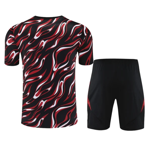 Manchester United 2025/26 Training Short Suit - Back View Manchester United 2025/26 Training Short Suit - Back View | KFCOOL