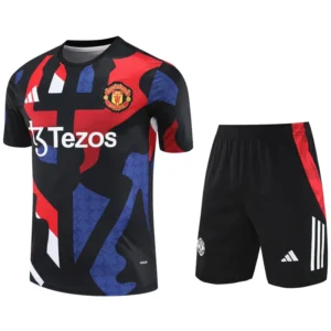 Manchester United 2025/26 Black Training Short Suit - Front View Manchester United 2025/26 Black Training Short Suit - Front View | KFCOOL