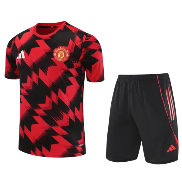 Manchester United 2025/26 Black Red Training Short Suit - Front View | KFCOOL