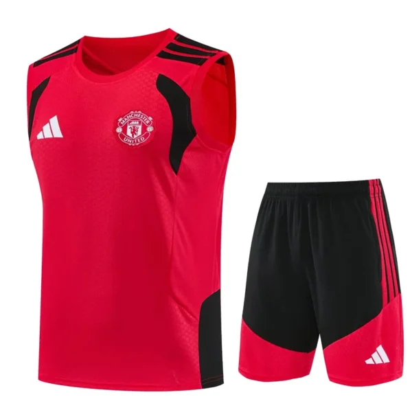 Manchester United 2026/27 Red Sleeveless Shorts - Front View Manchester United 2026/27 Red Sleeveless Shorts - Front View | KFCOOL