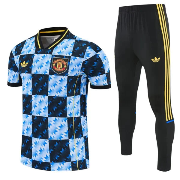 Manchester United 2026/27 Blue Short Sleeve Pants Suit - Front View | KFCOOL