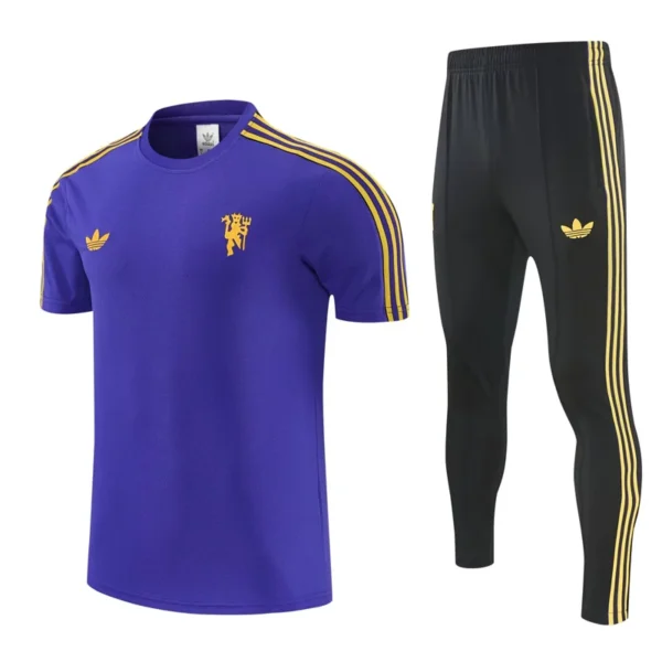 Manchester United 2026/27 Purple Short Sleeve Pants Suit - Front View | KFCOOL