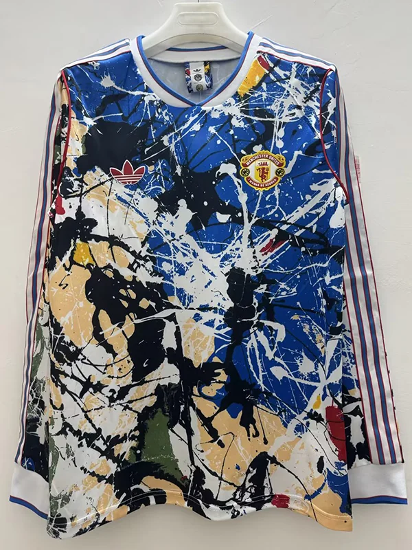 Manchester United 2026/27 Long Sleeve Training Shirt - Front View | KFCOOL
