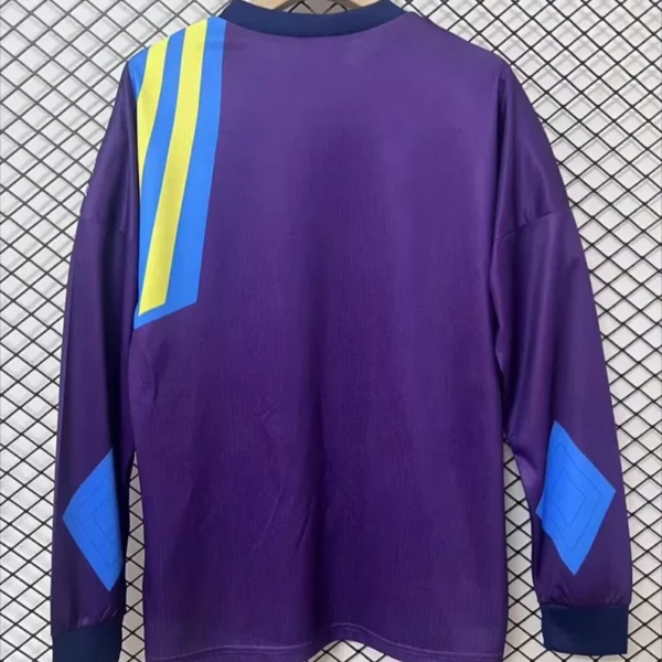 Manchester United 1992/93 Retro Goalkeeper Purple Long Sleeve Jersey Fan Version - Back View Manchester United 1992/93 Retro Goalkeeper Purple Long Sleeve Jersey Fan Version - Back View | KFCOOL