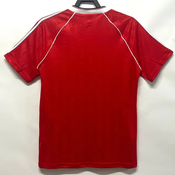 Manchester United 1988/90 Retro Home Jersey Fan Version - Back View Manchester United 1988/90 Retro Home Jersey Fan Version - Back View | KFCOOL