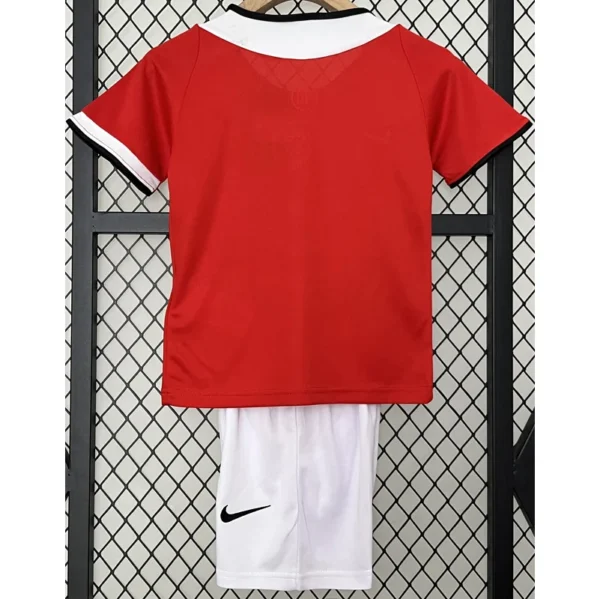 Manchester United 2004/06 Retro Home Kids Kit Fan Version - Back View Manchester United 2004/06 Retro Home Kids Kit Fan Version - Back View | KFCOOL