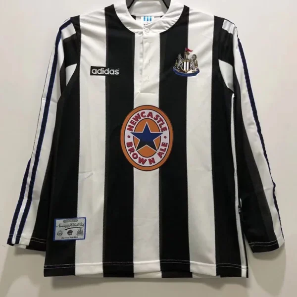 Newcastle United 1995/97 Retro Home Long Sleeve Jersey Fan Version - Front View Newcastle United 1995/97 Retro Home Long Sleeve Jersey Fan Version - Front View | KFCOOL
