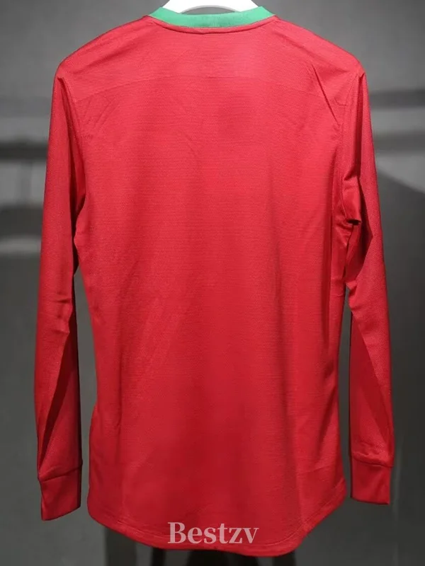 Portugal 2012/13 Retro Home Long Sleeve Jersey Player Version - Detail View 3 Portugal 2012/13 Retro Home Long Sleeve Jersey Player Version - Detail View 3 | KFCOOL