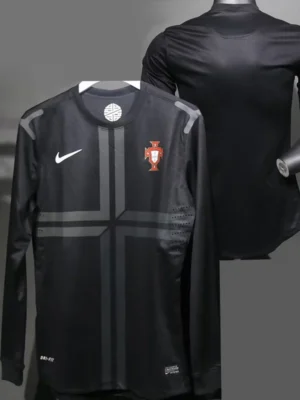 Portugal 2013/14 Retro Away Long Sleeve Jersey Player Version - Front View Portugal 2013/14 Retro Away Long Sleeve Jersey Player Version - Front View | KFCOOL