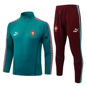 Portugal 2026/27 Green Half Pull Tracksuit - Front View Portugal 2026/27 Green Half Pull Tracksuit - Front View | KFCOOL