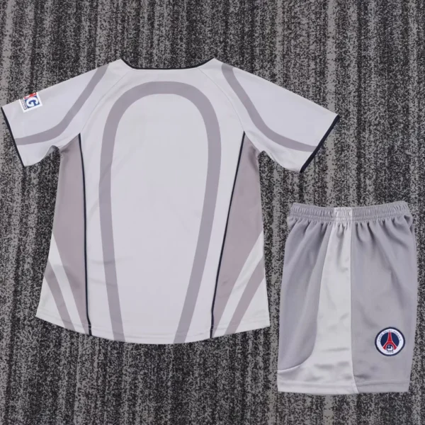 PSG 2001/02 Retro Away Kids Kit Fan Version - Back View PSG 2001/02 Retro Away Kids Kit Fan Version - Back View | KFCOOL