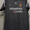 Real Madrid 2002/03 Retro Goalkeeper Jersey Fan Version - Front View Real Madrid 2002/03 Retro Goalkeeper Jersey Fan Version - Front View | KFCOOL