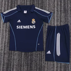 Real Madrid 2005/06 Retro Away Kids Kit Fan Version - Front View Real Madrid 2005/06 Retro Away Kids Kit Fan Version - Front View | KFCOOL