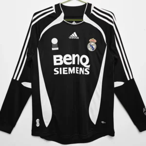 Real Madrid 2006/07 Retro Long Sleeve Jersey Fan Version - Front View | KFCOOL