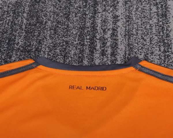 Real Madrid 2013/14 Retro Third Kids Kit Fan Version - Detail View 4 Real Madrid 2013/14 Retro Third Kids Kit Fan Version - Detail View 4 | KFCOOL
