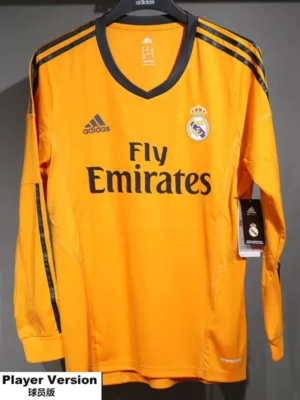 Real Madrid 2013/14 Retro Third Long Sleeve Jersey Player Version - Front View Real Madrid 2013/14 Retro Third Long Sleeve Jersey Player Version - Front View | KFCOOL