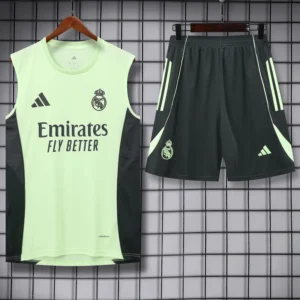 Real Madrid 2025/26 Yellow Black Sleeveless Shorts - Front View Real Madrid 2025/26 Yellow Black Sleeveless Shorts - Front View | KFCOOL