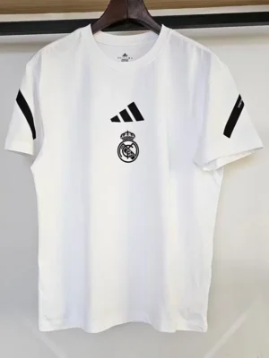 Real Madrid 2025/26 White T-Shirt - Front View Real Madrid 2025/26 White T-Shirt - Front View | KFCOOL