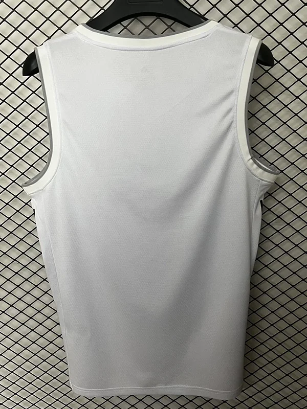Real Madrid 2025/26 Sleeveless Women Yoga Vest - Back View Real Madrid 2025/26 Sleeveless Women Yoga Vest - Back View | KFCOOL