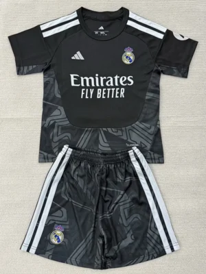 Real Madrid 2026/27 Goalkeeper Kids Kit Fan Version - Front View Real Madrid 2026/27 Goalkeeper Kids Kit Fan Version - Front View | KFCOOL