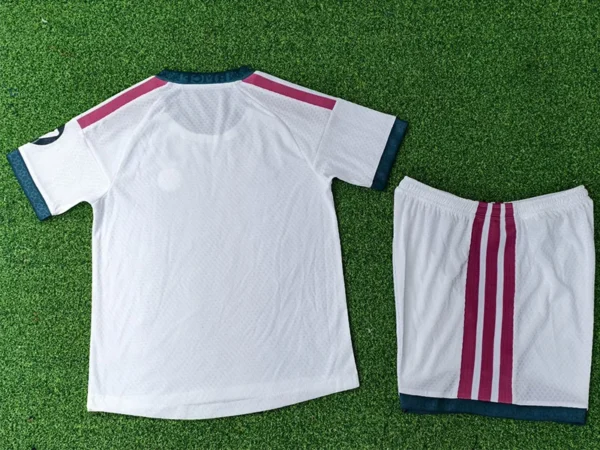 Real Madrid 2026/27 Home Kids Kit Player Version - Detail View 3 | KFCOOL